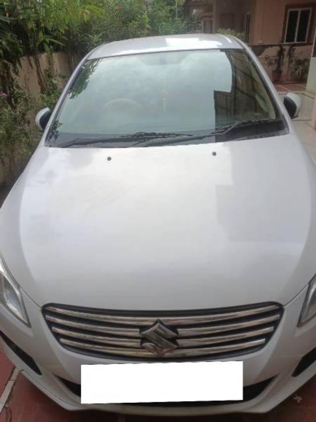 https://images10.gaadi.com/usedcar_image/4083574/original/processed_2aa89a11-9577-4aff-9ca7-225aa74d4288.jpg?imwidth=6400