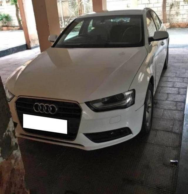 https://images10.gaadi.com/usedcar_image/4083642/original/processed_3b63740a-051a-40e3-afe9-d2f0e8baf37d.jpg?imwidth=6400