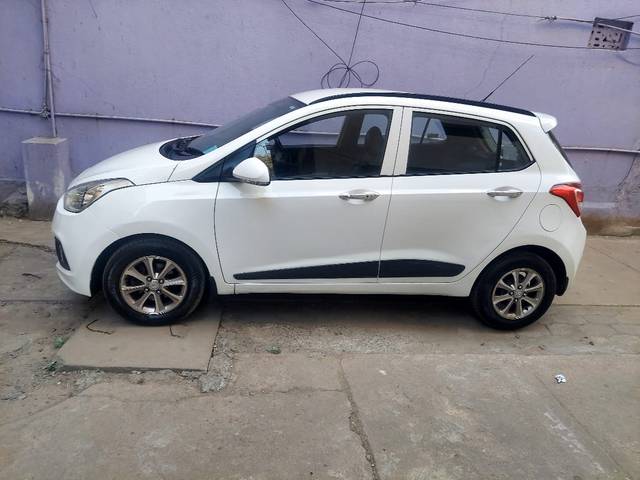 https://images10.gaadi.com/usedcar_image/4083670/original/62e27fd948a5ad98a7010e54317abea5.jpg?imwidth=6402