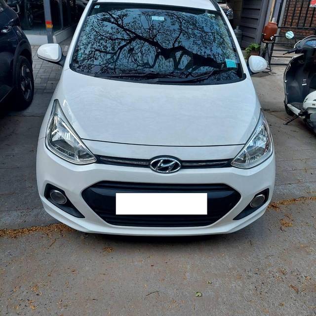 https://images10.gaadi.com/usedcar_image/4083670/original/processed_4adfc43fcd37a6ff302f19f95c7c98e8.jpg?imwidth=6400