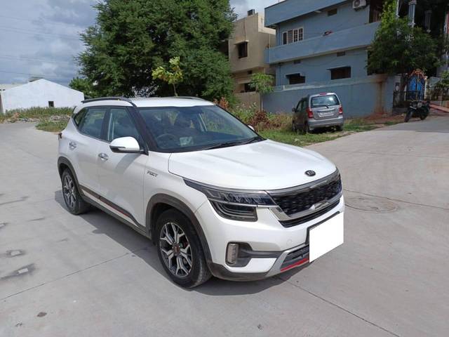 https://images10.gaadi.com/usedcar_image/4083831/original/processed_c12cc68bad8b0bde6b9ebd4563991952.jpg?imwidth=6400