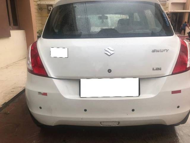 https://images10.gaadi.com/usedcar_image/4083949/original/processed_e6e98bd8-11e4-4a95-8f6f-02fe8c07a533.jpeg?imwidth=6401