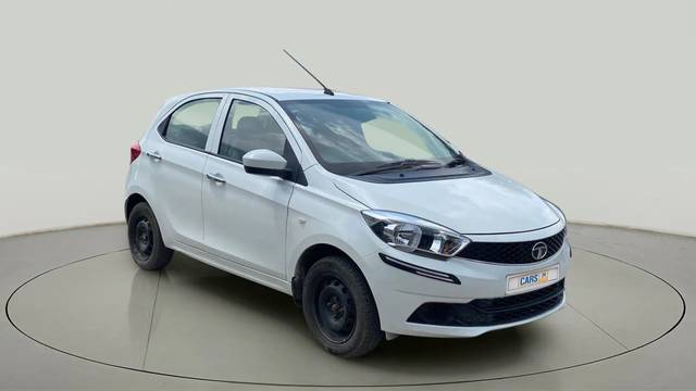 https://images10.gaadi.com/usedcar_image/4084138/original/1e10be5d547ac52aebd945581889689e.jpg?imwidth=6400