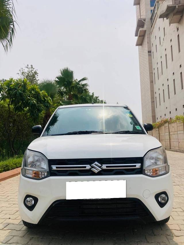 https://images10.gaadi.com/usedcar_image/4084232/original/processed_922edf1f72745646f8883103b9bdfb4a.jpg?imwidth=6400