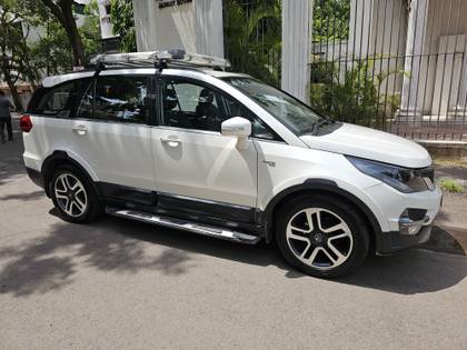 Tata Hexa XT