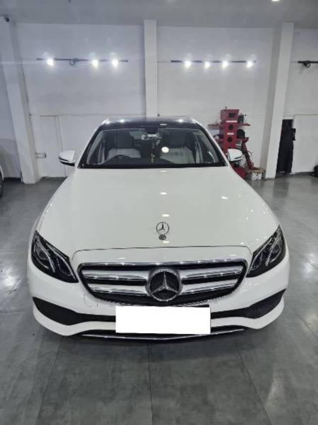 https://images10.gaadi.com/usedcar_image/4086550/original/processed_61c0d370-4dd6-4838-b70d-2f3e98fc8b4e.jpg?imwidth=6400