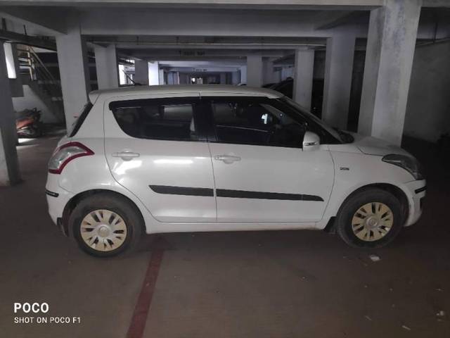 https://images10.gaadi.com/usedcar_image/4086688/original/processed_67849118-8eea-4146-8632-ca030694e6c6.jpg?imwidth=6401