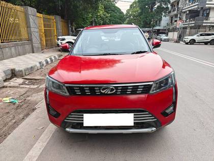 Mahindra XUV300 W8 Diesel BSIV