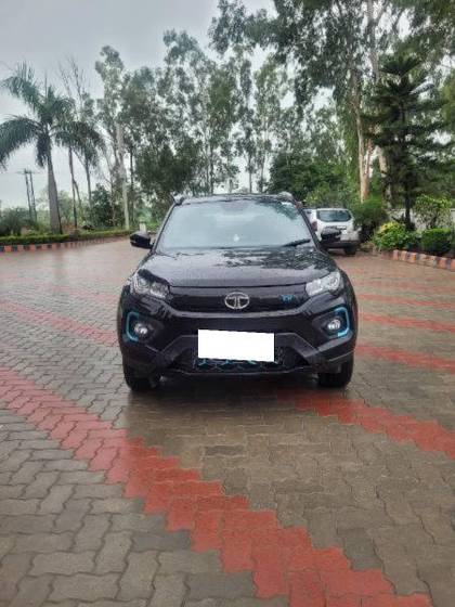 Tata Nexon EV XZ Plus Lux Dark Edition