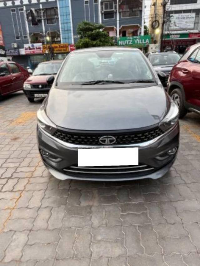 https://images10.gaadi.com/usedcar_image/4087199/original/processed_b0b2343d-b451-4f88-9bab-058923a50fb2.jpg?imwidth=6400