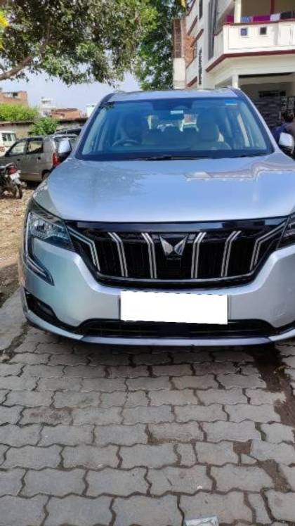 Mahindra XUV700 AX7 AT Luxury Pack BSVI