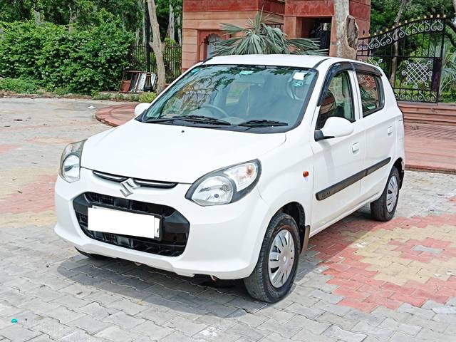 https://images10.gaadi.com/usedcar_image/4087636/original/processed_b27bb1bd61002f3ed1c0a4576c29df5a.jpg?imwidth=6402