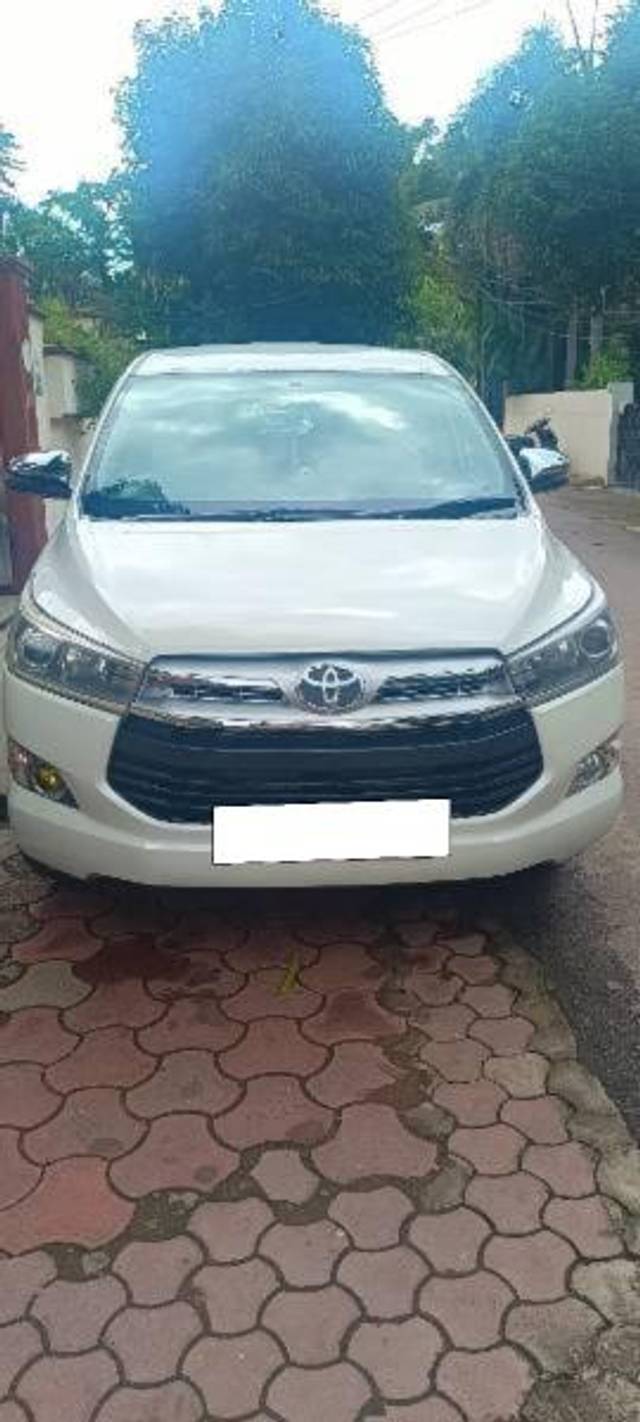 https://images10.gaadi.com/usedcar_image/4087880/original/processed_619fc72e-23f1-4ee8-8702-418e040774d4.jpg?imwidth=6400