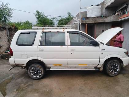 Chevrolet Tavera 2 LS B3