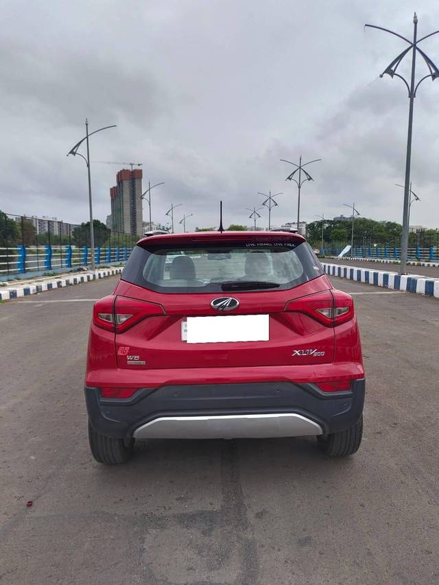 https://images10.gaadi.com/usedcar_image/4087924/original/processed_3547c0aee0366c88ca3274f57de1430d.jpg?imwidth=6401