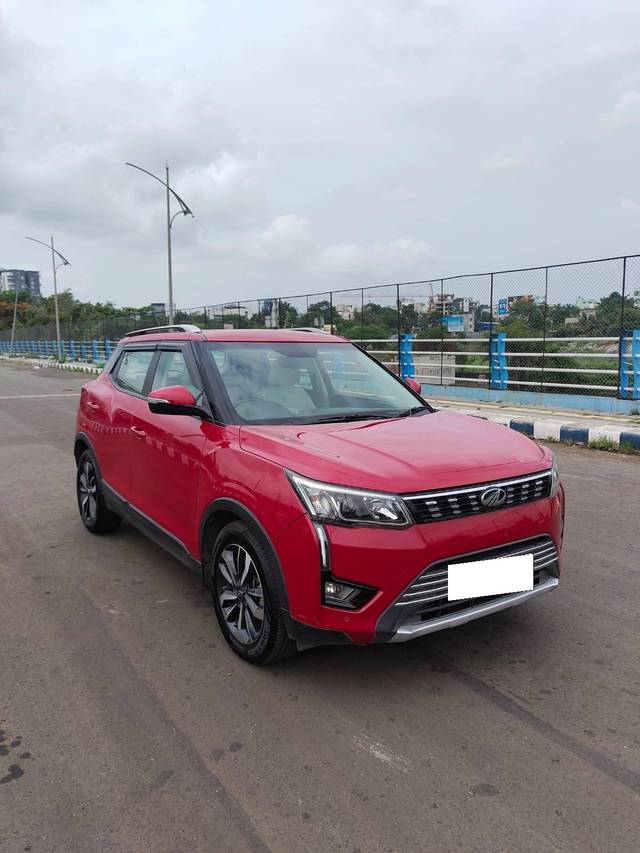 https://images10.gaadi.com/usedcar_image/4087924/original/processed_6374a2659720f97097da404e3d4575e3.jpg?imwidth=6400