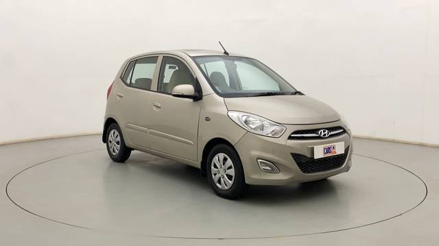 https://images10.gaadi.com/usedcar_image/4088076/original/000a30702ba3291e0c5a71810ece9b20.jpg?imwidth=6400