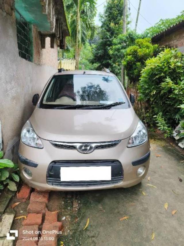 https://images10.gaadi.com/usedcar_image/4088103/original/processed_2d6bdb22-2286-47b6-82d0-e76e71b9089e.jpg?imwidth=6402