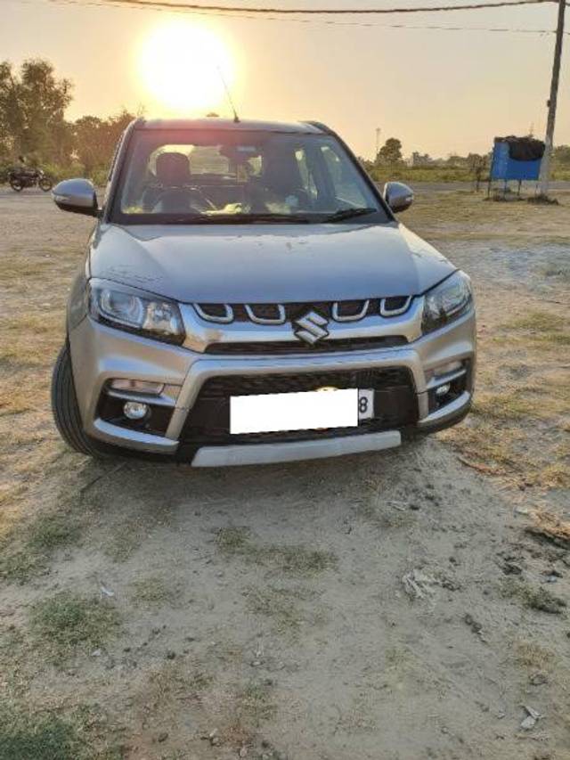 https://images10.gaadi.com/usedcar_image/4088171/original/processed_8ba138a8-2d0c-4a37-8f09-14fd7257984d.jpg?imwidth=6402