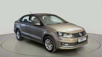 Volkswagen Vento 1.2 TSI Highline AT