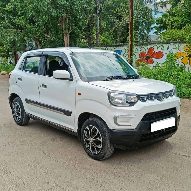 https://images10.gaadi.com/usedcar_image/4088619/original/processed_849e5f91747286a1a85316f4d3780deb.jpg?imwidth=6400