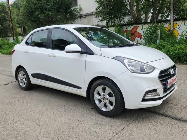 https://images10.gaadi.com/usedcar_image/4088629/original/processed_a873b4131e77ad8d95123ee379496f82.jpg?imwidth=6400