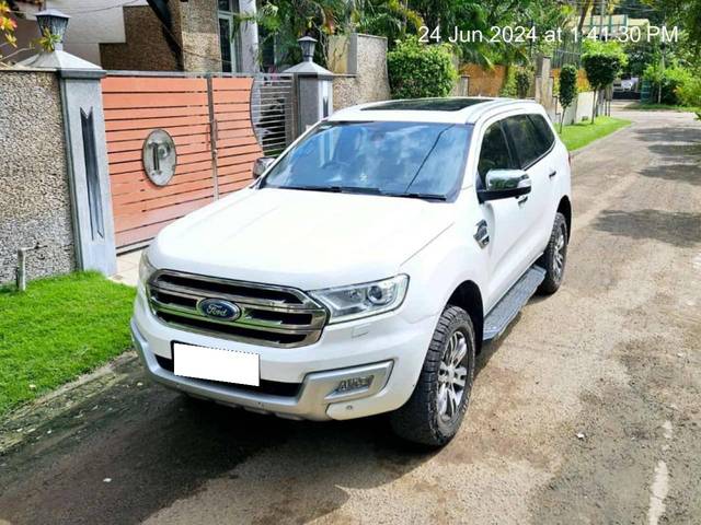 https://images10.gaadi.com/usedcar_image/4088723/original/processed_8d3f030304683bdd6deb893f1fab3843.jpg?imwidth=6400