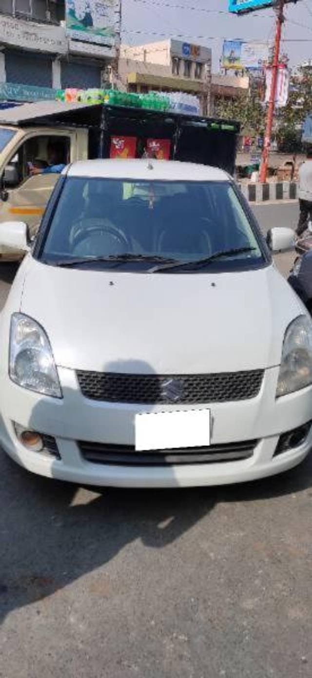 https://images10.gaadi.com/usedcar_image/4088791/original/processed_1efb15a5-da7e-47d3-b711-2b10d683f6cc.jpg?imwidth=6400