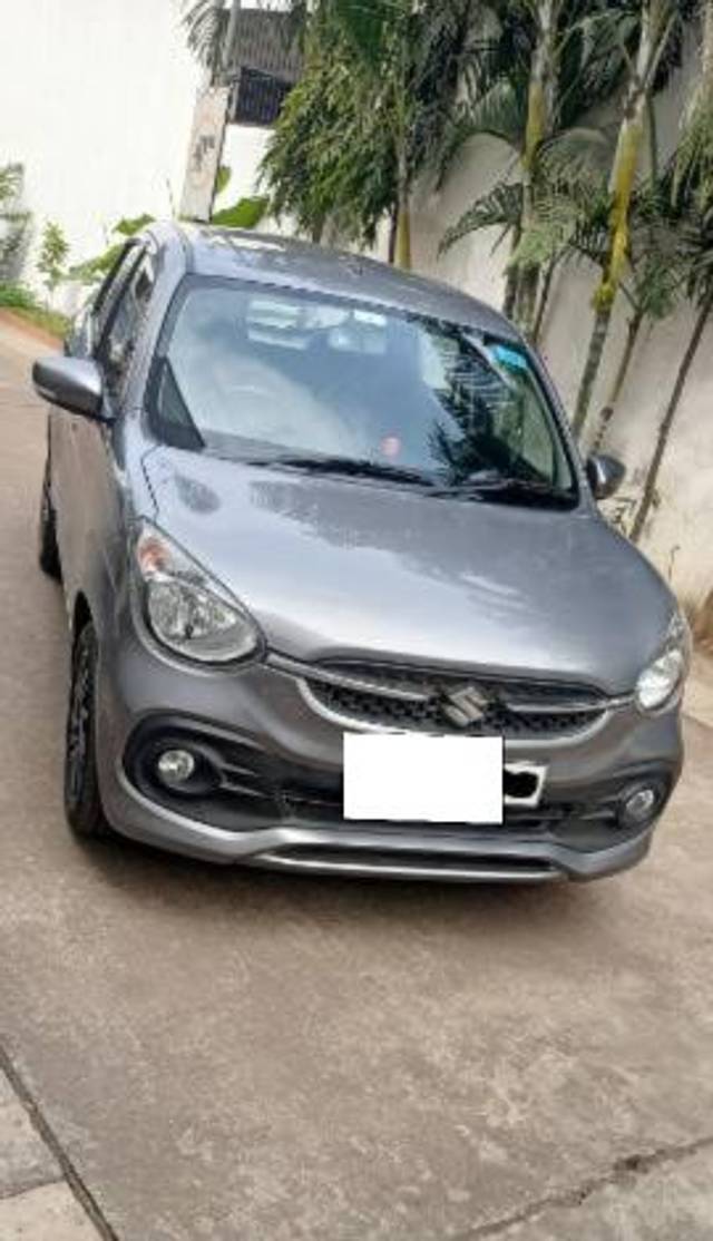 https://images10.gaadi.com/usedcar_image/4088950/original/processed_e28dd360-47cd-416a-ac46-4b9d196d665d.jpg?imwidth=6400