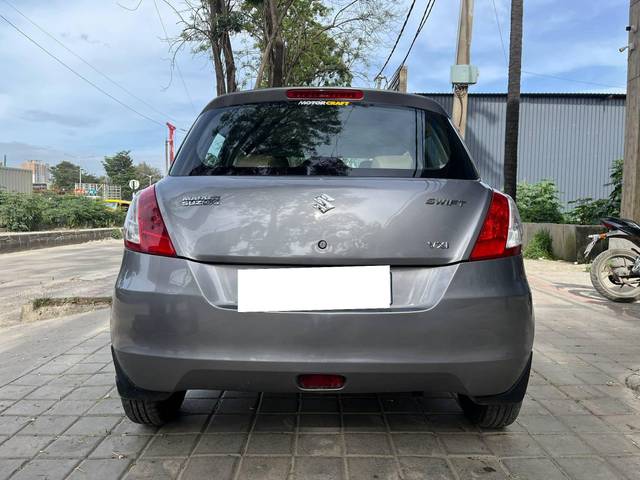 https://images10.gaadi.com/usedcar_image/4088954/original/processed_99c918ef881ede48318d7fe40b12b903.jpg?imwidth=6402