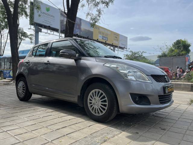 https://images10.gaadi.com/usedcar_image/4088954/original/processed_c89c782514618bdd4f13092fb2739682.jpg?imwidth=6400