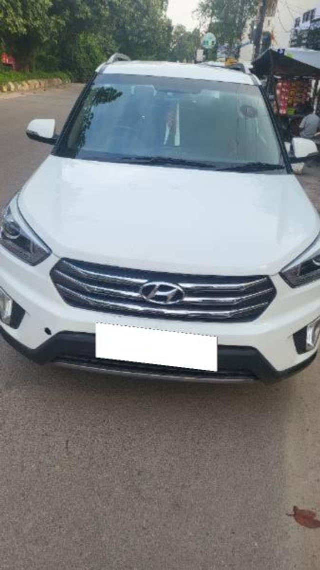 https://images10.gaadi.com/usedcar_image/4089120/original/processed_b6c395f4-2acc-461d-921a-21d68b96427f.jpg?imwidth=6400