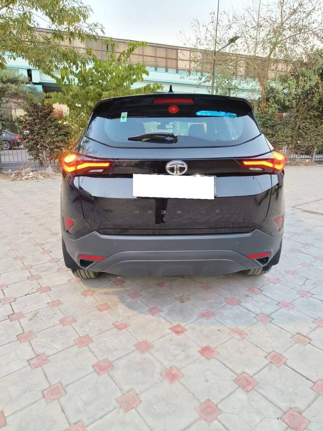 https://images10.gaadi.com/usedcar_image/4089170/original/processed_79509b99cbfd25d18d24a484e3d853e0.jpg?imwidth=6402