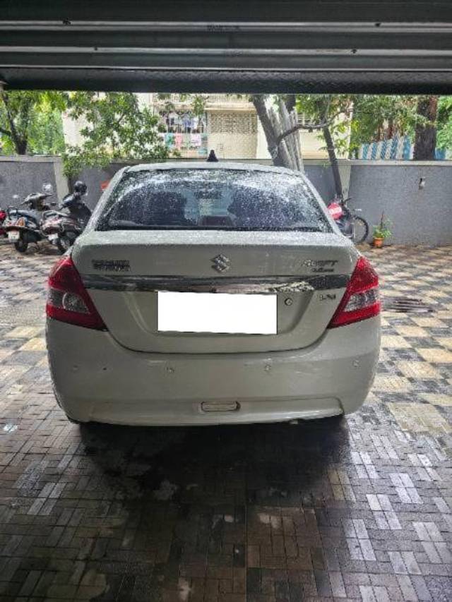 https://images10.gaadi.com/usedcar_image/4089365/original/processed_c51541e8-6241-4937-9342-2f1e0e1f8276.jpg?imwidth=6402