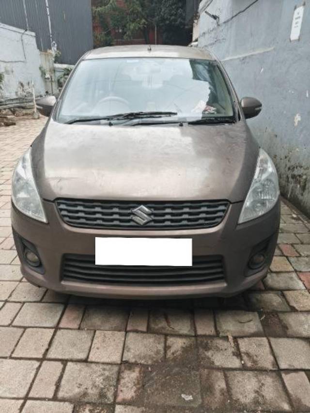 https://images10.gaadi.com/usedcar_image/4089446/original/processed_19284a2d-5505-4add-a12b-6d89d79ace33.jpg?imwidth=6400