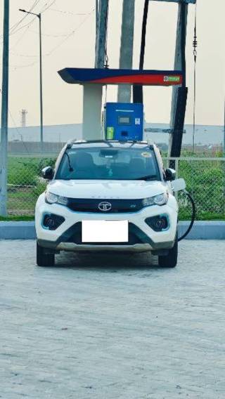 Tata Nexon EV Max 2022-2023 Tata Nexon EV XZ Plus Lux FC