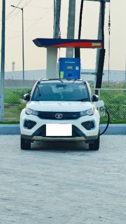 Tata Nexon EV XZ Plus Lux FC