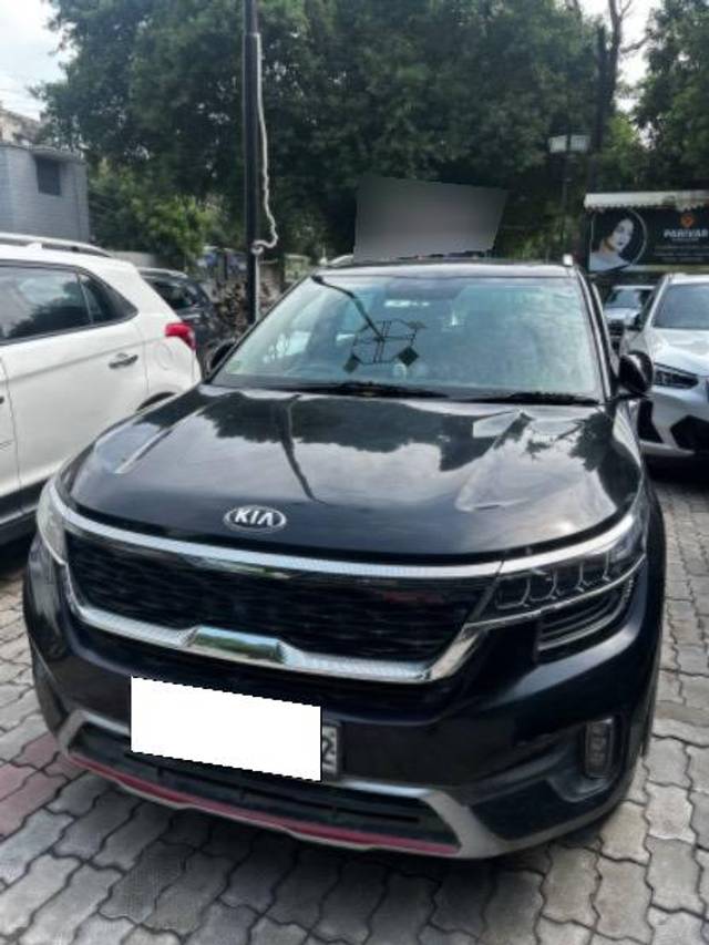 https://images10.gaadi.com/usedcar_image/4089971/original/processed_0daf15d0-99fb-47d6-98c8-5db882b4688e.jpg?imwidth=6400