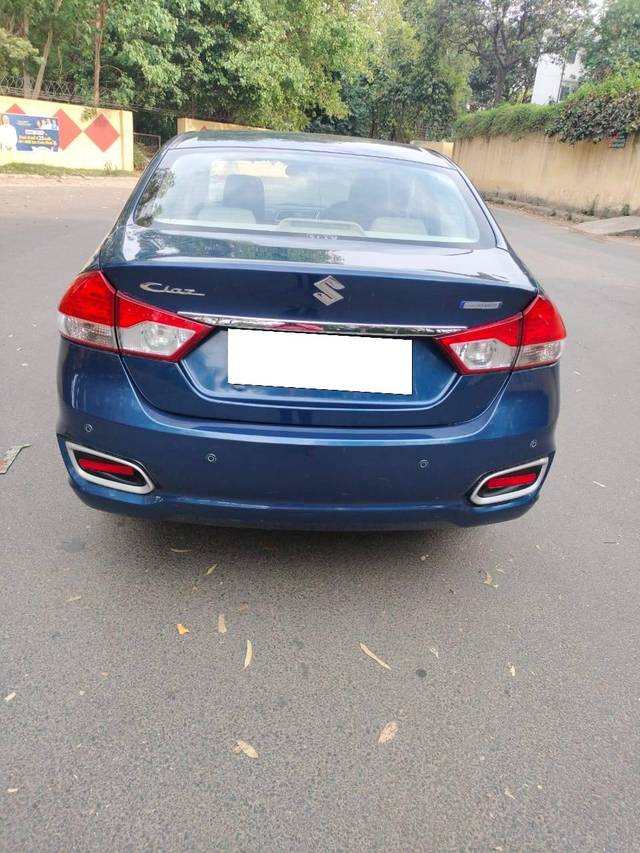 https://images10.gaadi.com/usedcar_image/4090408/original/processed_add67710ca3f367180984e1a71c3ccdc.jpg?imwidth=6401