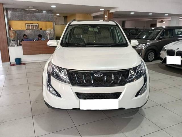 https://images10.gaadi.com/usedcar_image/4090672/original/processed_6a04df4d05278ac328880409abfca038.jpg?imwidth=6402