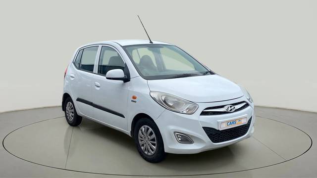 https://images10.gaadi.com/usedcar_image/4090707/original/dd1b0381948c687cbdf4592354a36a1f.jpg?imwidth=6400