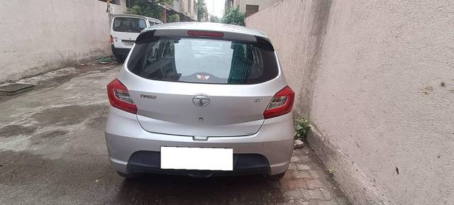 https://images10.gaadi.com/usedcar_image/4090793/original/processed_c7ad315e-f13f-4110-9ba9-95a947a84853.jpg?imwidth=6401