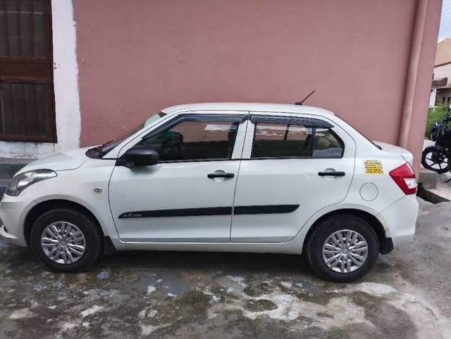 https://images10.gaadi.com/usedcar_image/4090944/original/processed_8beee503-394b-4c55-aec7-fa44237c89ab.jpg?imwidth=6402