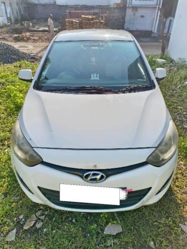 https://images10.gaadi.com/usedcar_image/4091107/original/processed_65457326-ec85-41ab-96e4-c135c7d86073.jpg?imwidth=6400