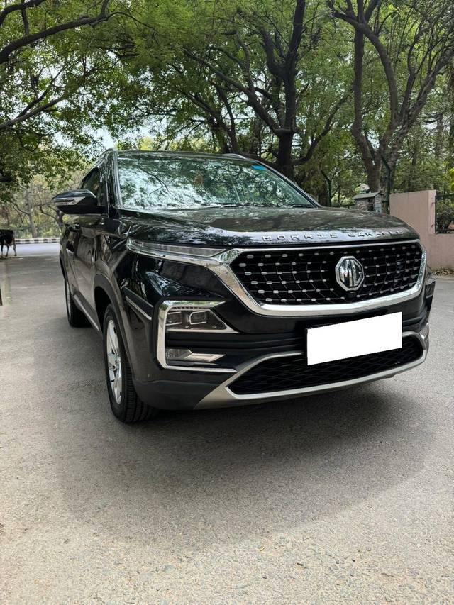 https://images10.gaadi.com/usedcar_image/4091494/original/processed_c959b17707f67508199a9e43b93252ab.jpeg?imwidth=6400