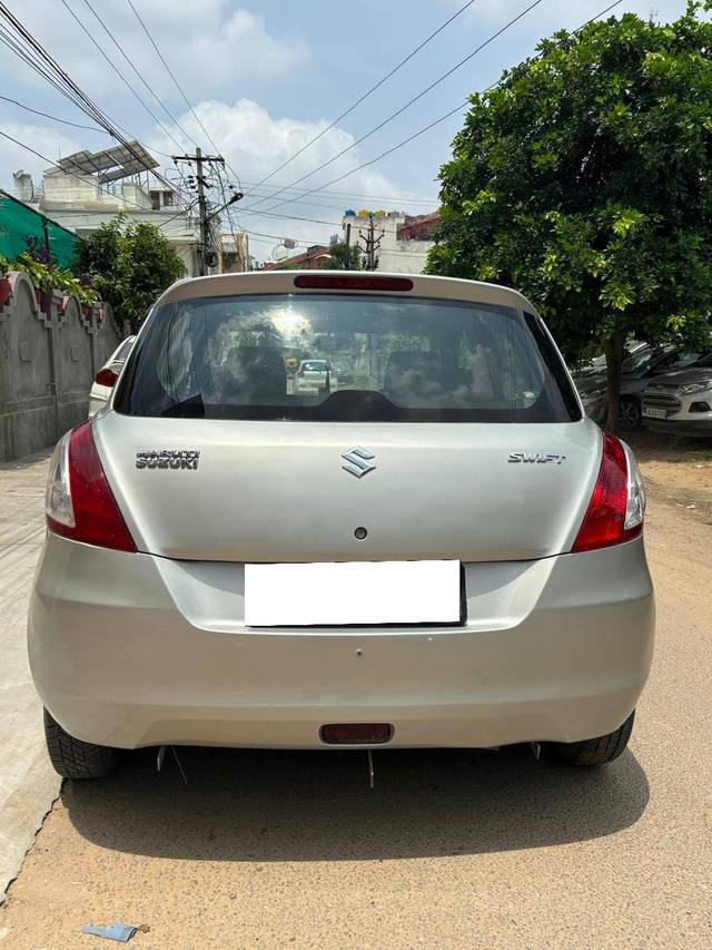 https://images10.gaadi.com/usedcar_image/4091621/original/processed_e8955c54f14ad77afd2c951044681d82.jpg?imwidth=6401