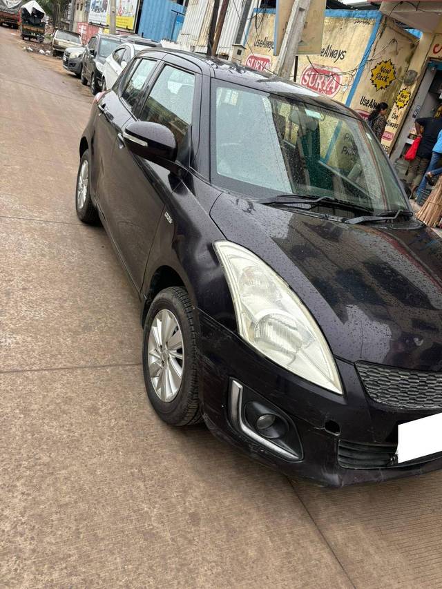 https://images10.gaadi.com/usedcar_image/4092403/original/processed_15f045a7351d7449fd1f61690feca57b.jpg?imwidth=6401