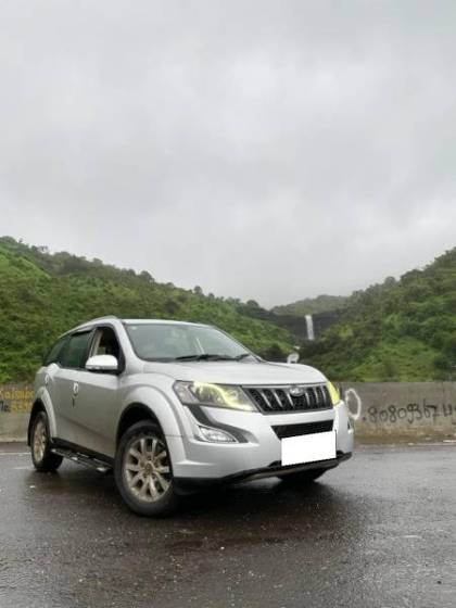 Mahindra XUV500 W8 2WD