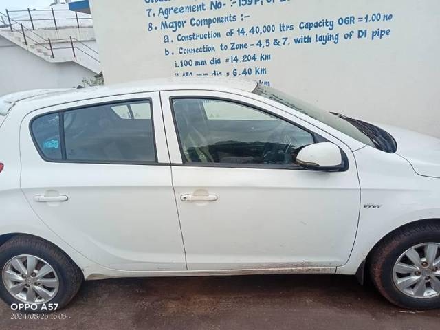 https://images10.gaadi.com/usedcar_image/4092567/original/processed_c451ebdc-ff59-461b-a2d6-a6c96aa0dfbc.jpg?imwidth=6401