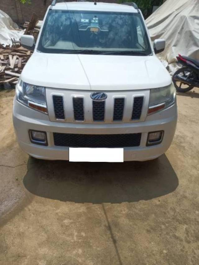 https://images10.gaadi.com/usedcar_image/4092601/original/processed_37a85d33-4ef2-4204-a5df-e5a6ba2aefb5.jpg?imwidth=6402